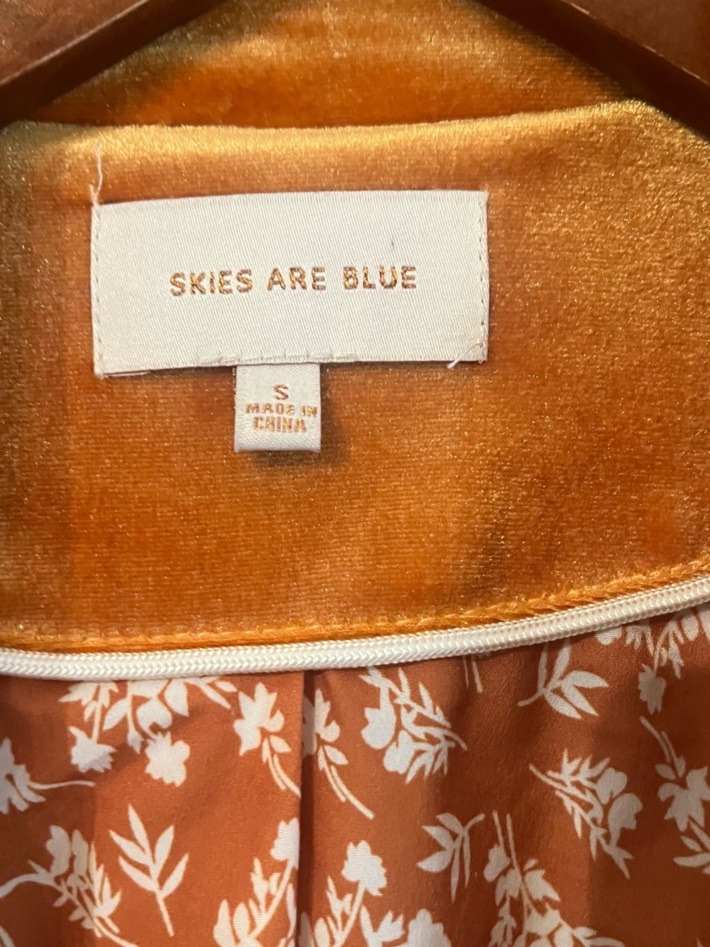 Skies Are Blue boho velvet duster coat, lined, pockets brown gold small collared - Picture 3 of 6